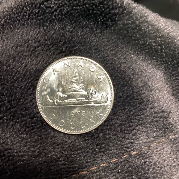 Canada Voyageur Silver Dollar Silver Coin - Picture 2 of 4